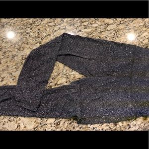 Fun midnight sky print Lululemon Align pants